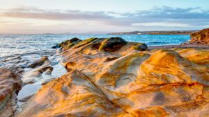 Kirkcaldy travel guide for road trip by vanlife