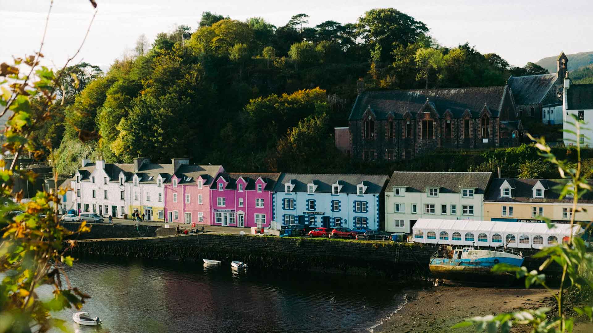 Travel guide portree by motorhome or van