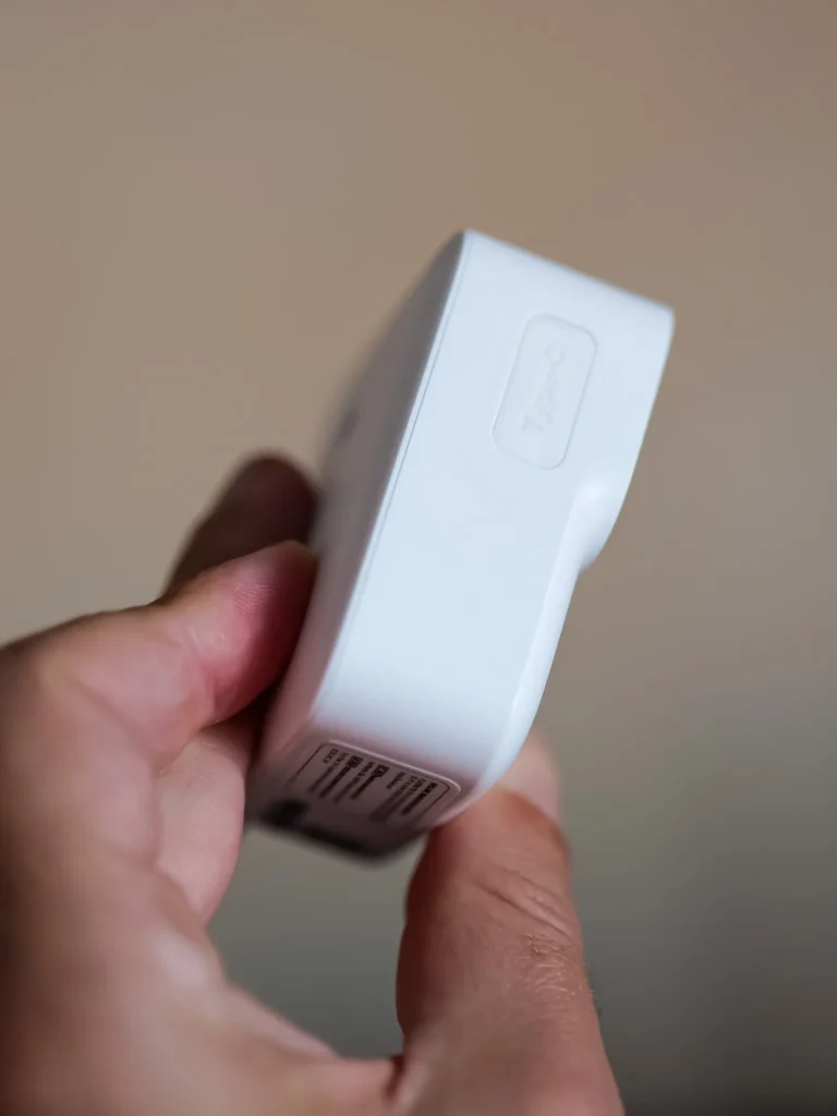 USB-C port of the Reolink Argus MagiCam