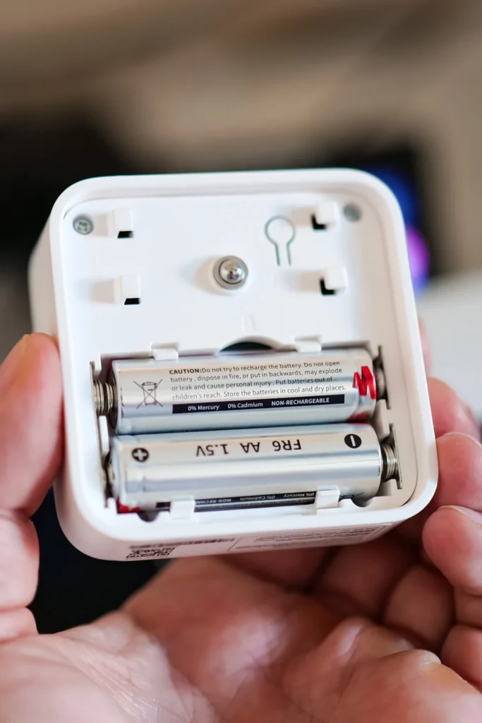 AA battery compartment of the Reolink Argus MagiCam